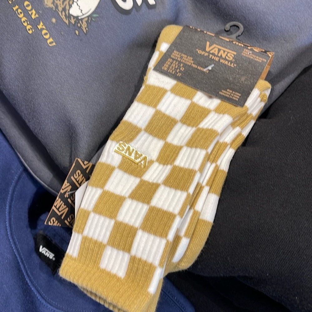 VANS "Off The Wall" socks Checkerboard 
NWT (1 pair) - Picture 3 of 16